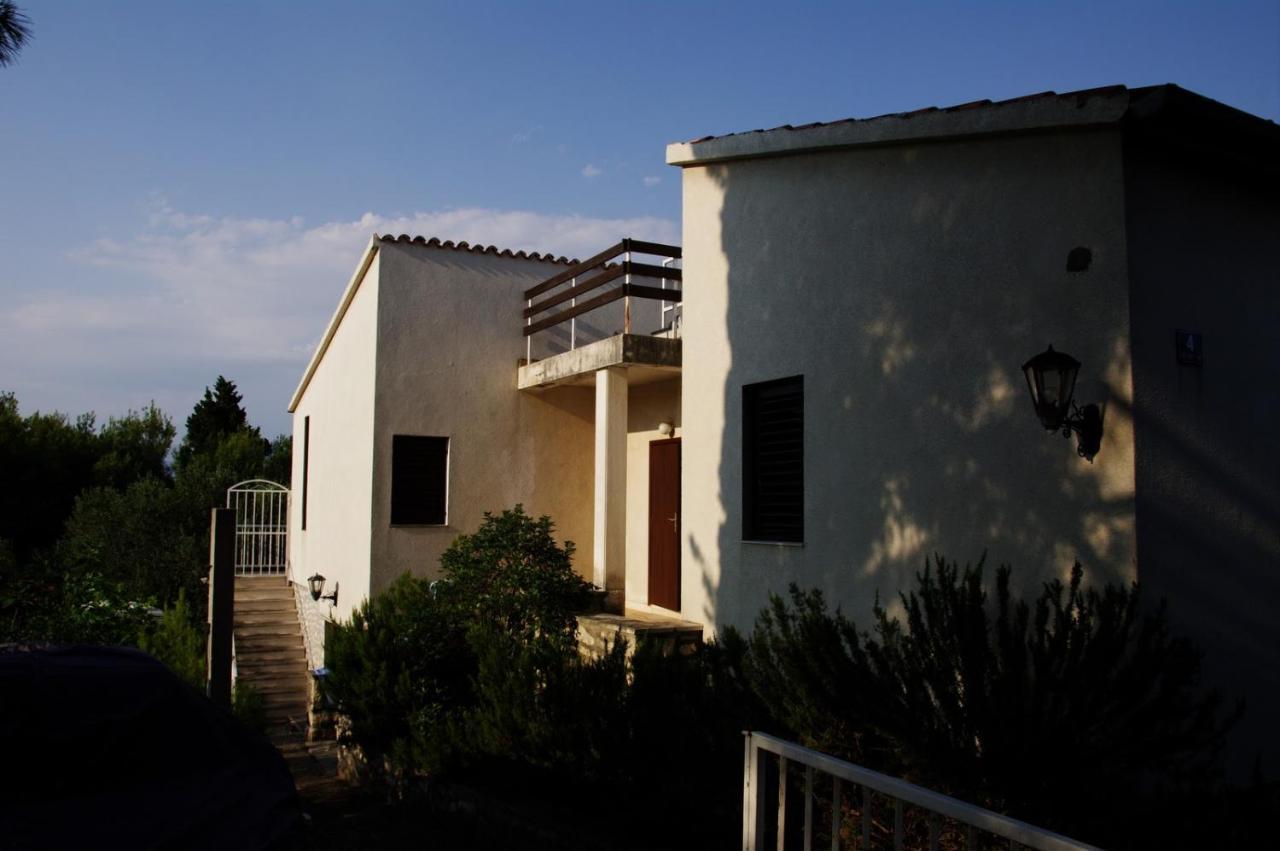 Shambala Apartamento Supetar Exterior foto